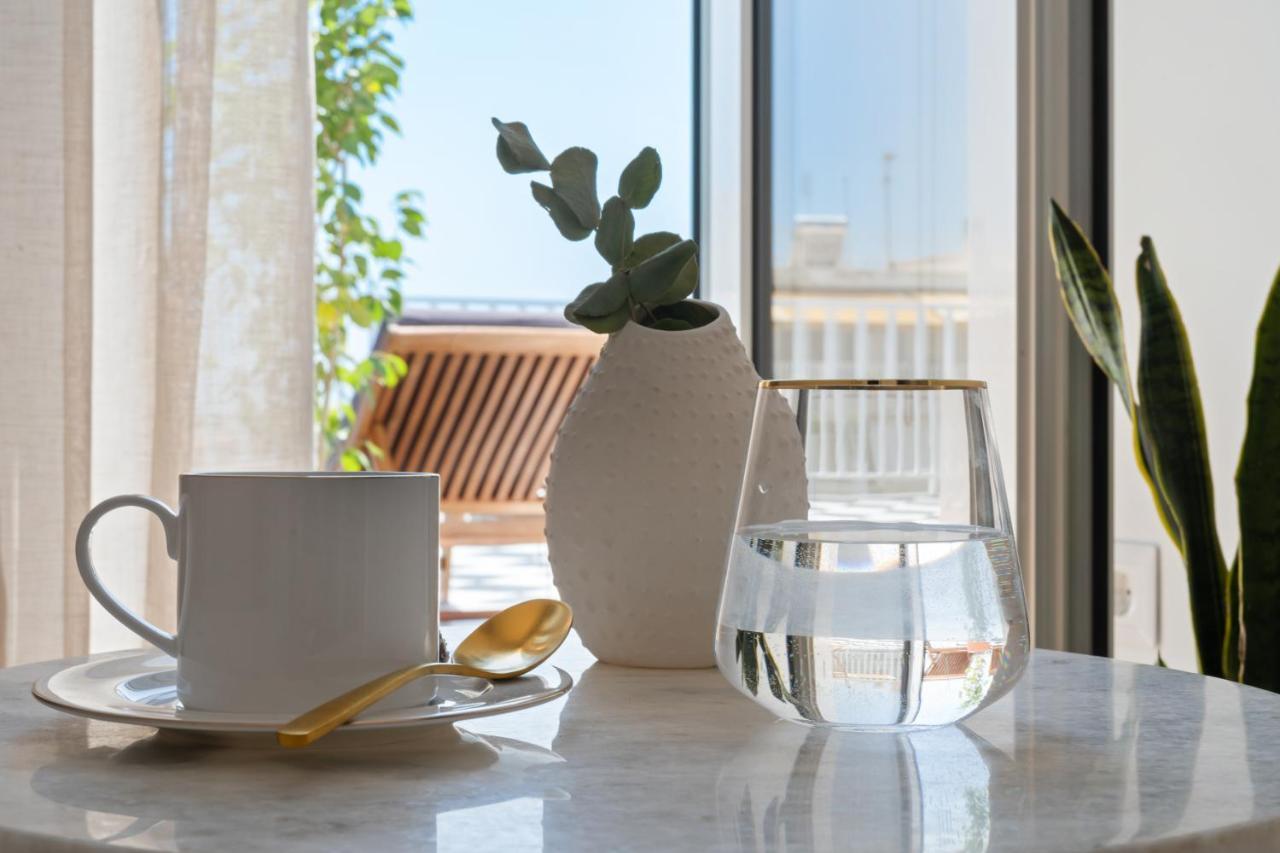 Luxurious Apartment With Big Sea View Terrace - Central Location Athena Bagian luar foto